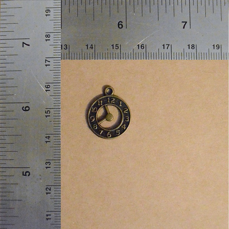 Clock Charm Charms and Pendants 0,30 €