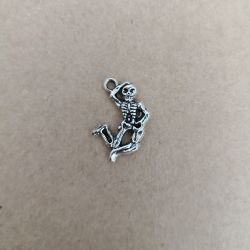 Skeleton Charm Charms and Pendants 0,90 €