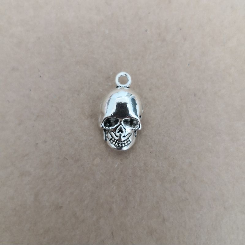 Breloque Crâne Pendentifs Charms et Breloques 1,20 €